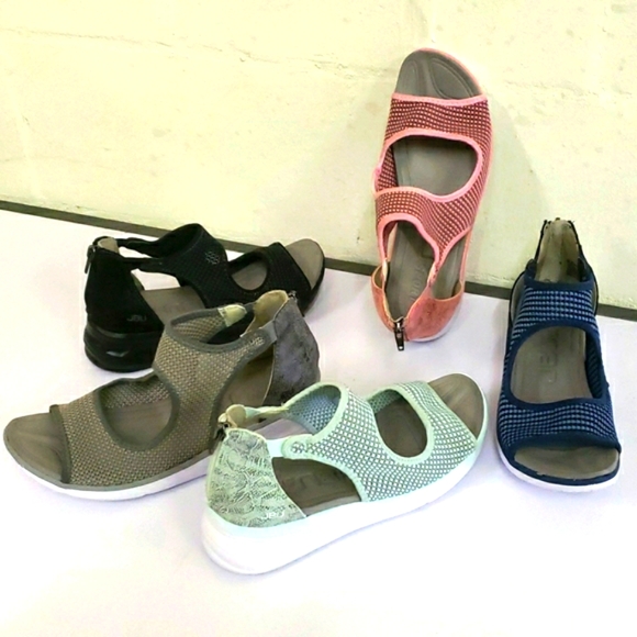 JBU by Jambu Nanette Sandal mint green water & land stretchy - Picture 7 of 7